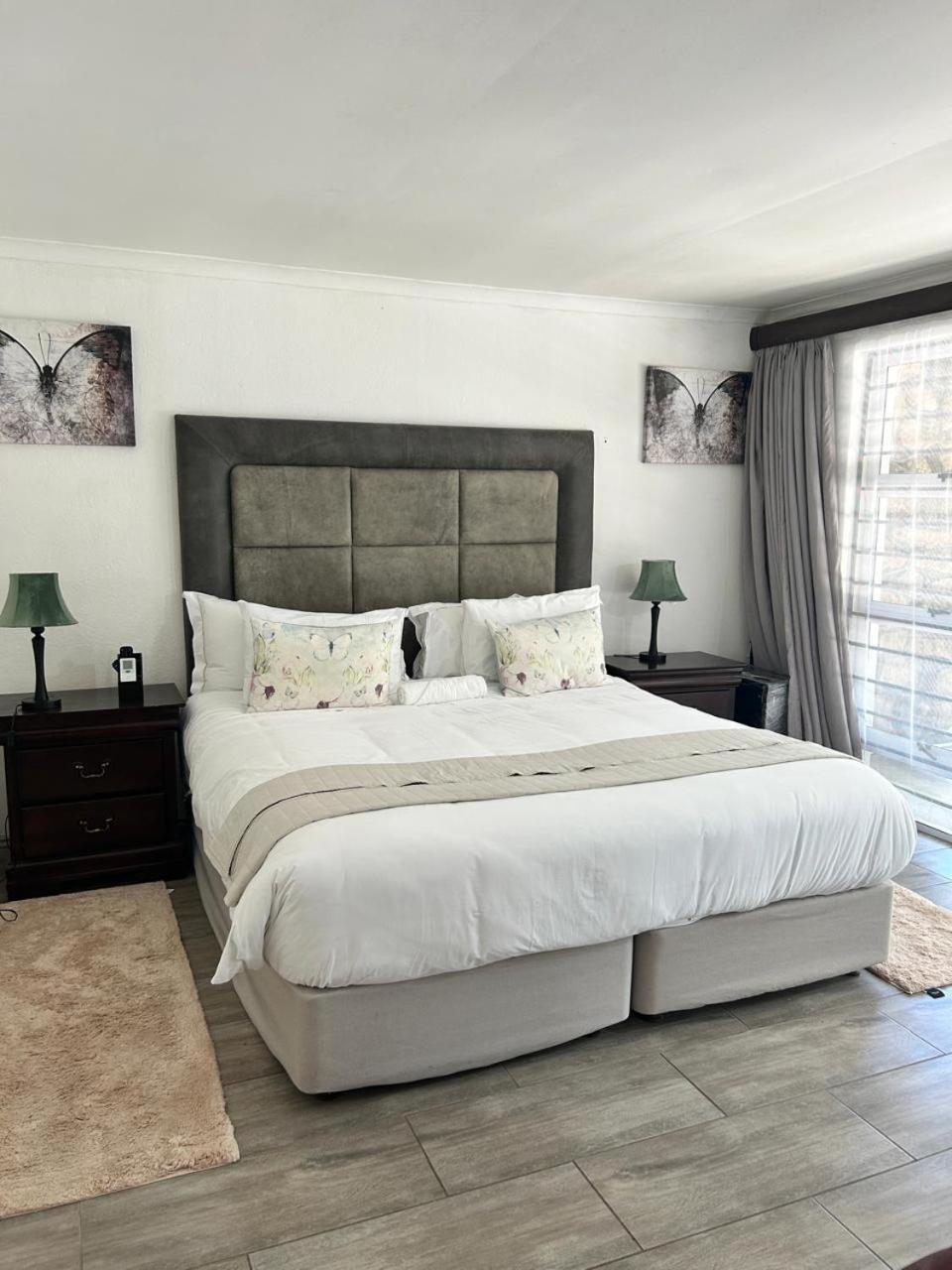 Calla Lily Guesthouse Νέλσπρουιτ Εξωτερικό φωτογραφία