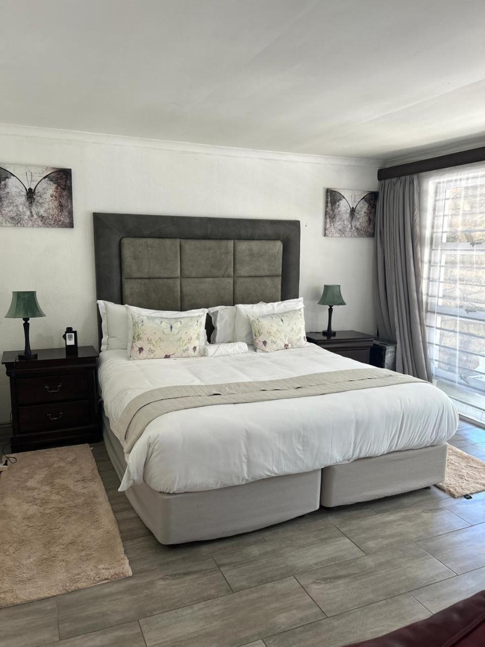 Calla Lily Guesthouse Νέλσπρουιτ Εξωτερικό φωτογραφία