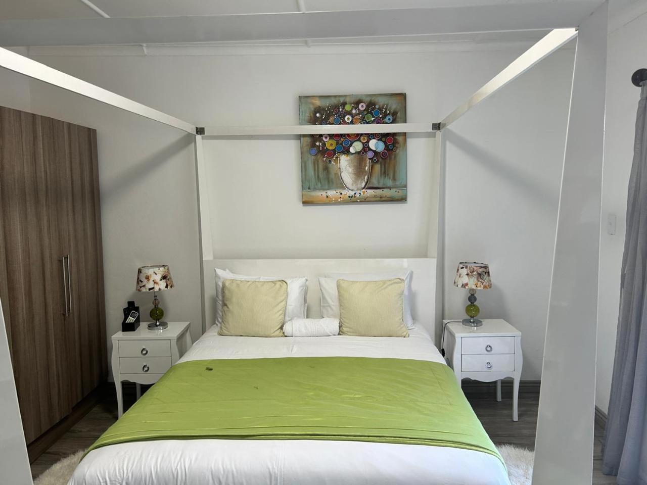 Calla Lily Guesthouse Νέλσπρουιτ Εξωτερικό φωτογραφία