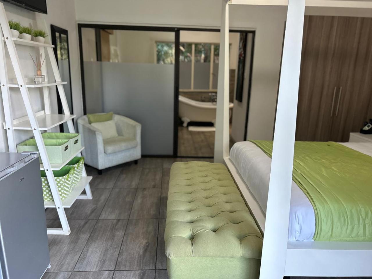 Calla Lily Guesthouse Νέλσπρουιτ Εξωτερικό φωτογραφία